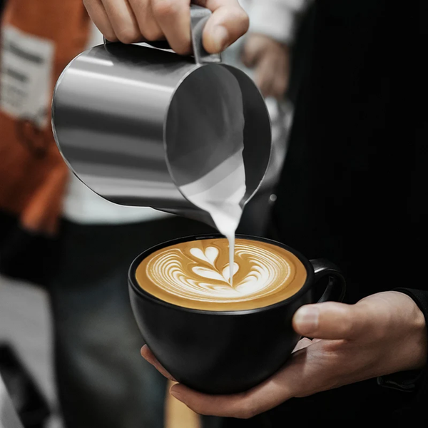 MHW-3BOMBER GT 600ml Milk Pitcher Glossy Grey