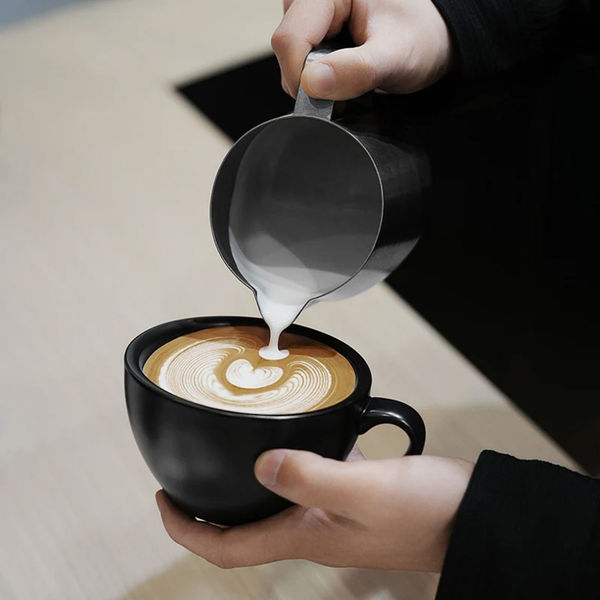MHW-3BOMBER GT 600ml Milk Pitcher Glossy Grey